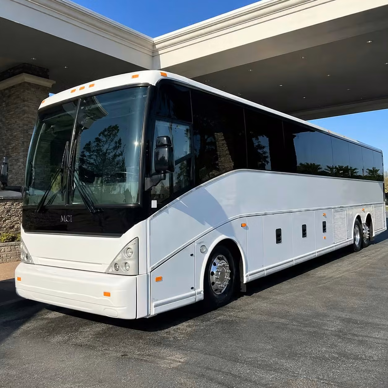 west allis 56 passenger charter bus rental