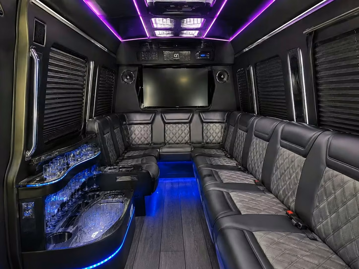 west allis hourly full day and full weekend wedding bus packages in west allis